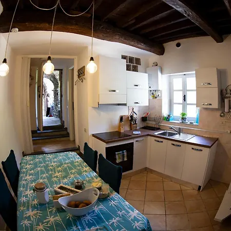 Caste Style Near Cinque Terre Дом отдыха Рикко-дель-Гольфо-ди-Специя