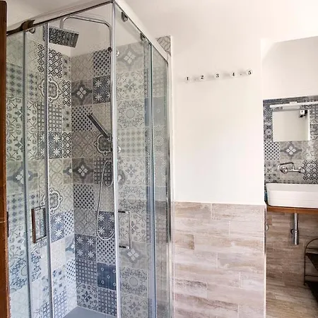 Caste Style Near Cinque Terre Ferienhaus