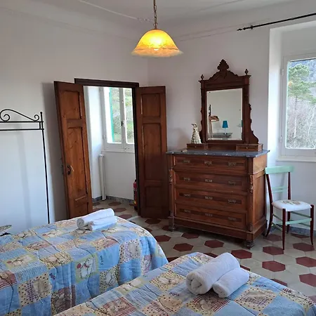 Caste Style Near Cinque Terre Riccο del Golfo di Spezia