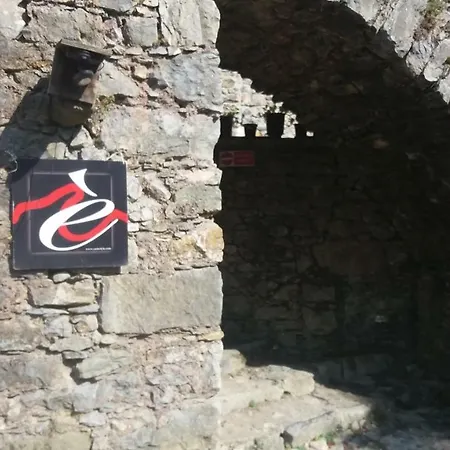 Caste Style Near Cinque Terre Ferienhaus