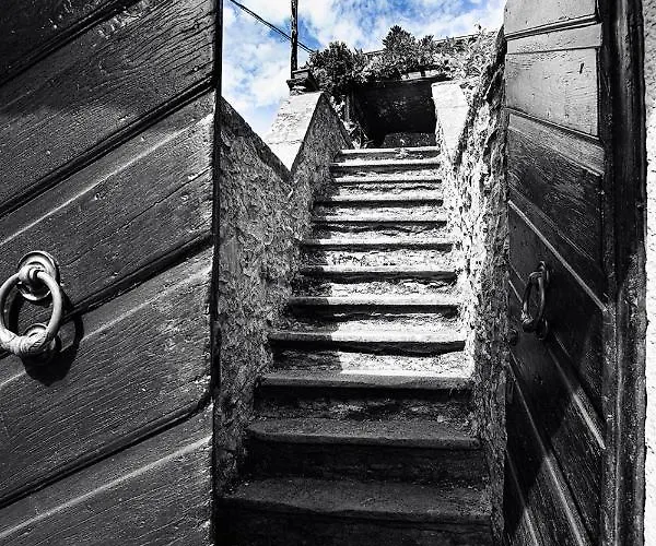 Caste Style Near Cinque Terre