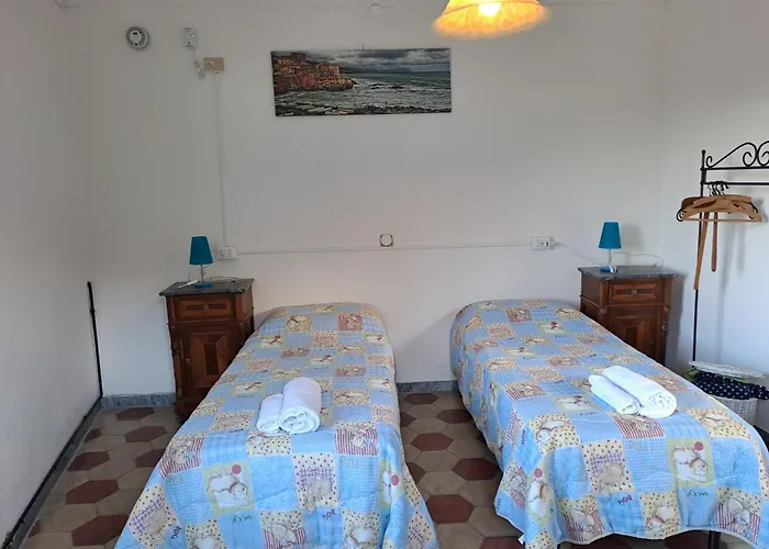 Caste Style Near Cinque Terre Riccο del Golfo di Spezia