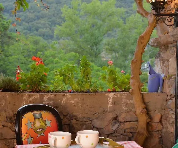 Caste Style Near Cinque Terre *