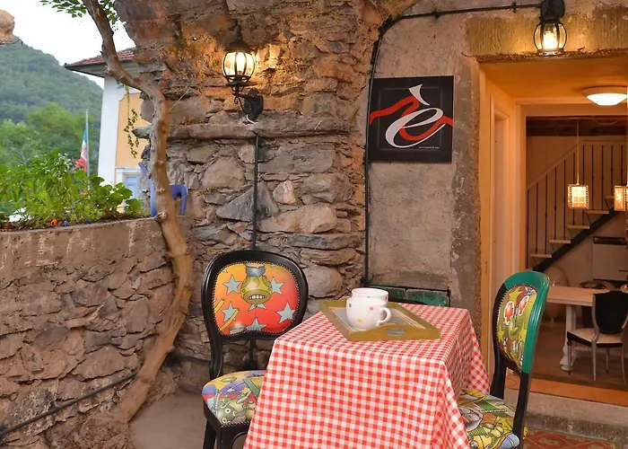 Caste Style Near Cinque Terre *